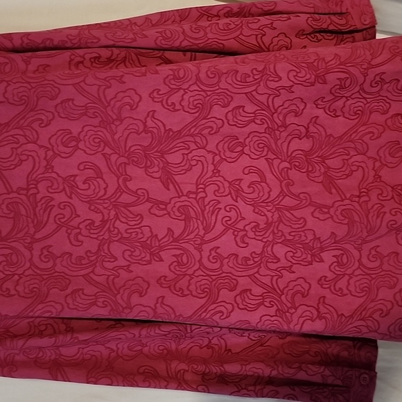 Studio Works Woman size 3X pink long sleeve button down blouse - Picture 3 of 9